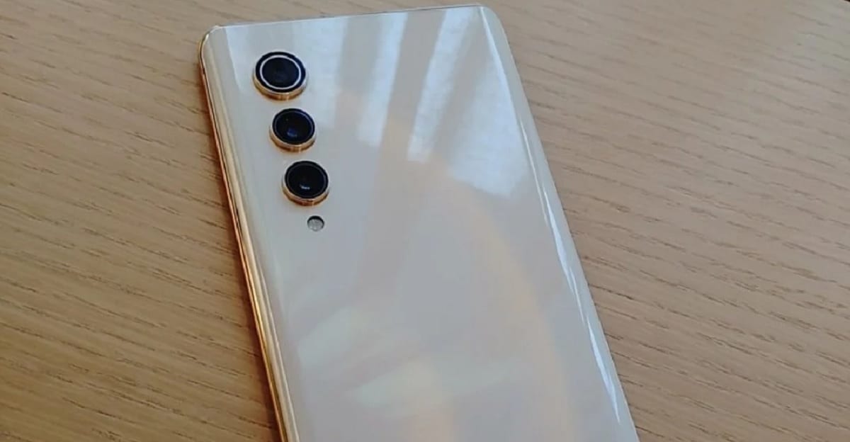 LG Velvet 2 Pro