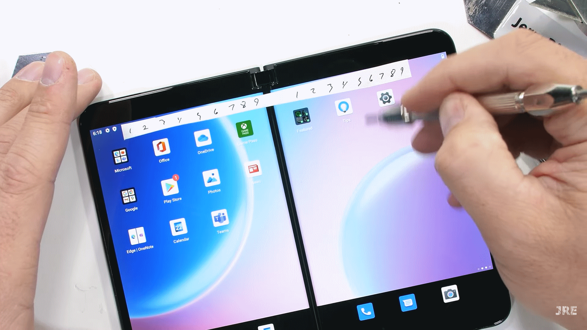 Test de resistencia de la Microsoft Surface Duo 2