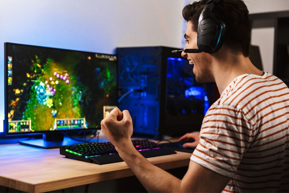 Frecuencia-de-actualizacion-de-tu-pantalla-Windows-11