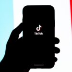 FCC quiere que Apple y Google eliminen TikTok