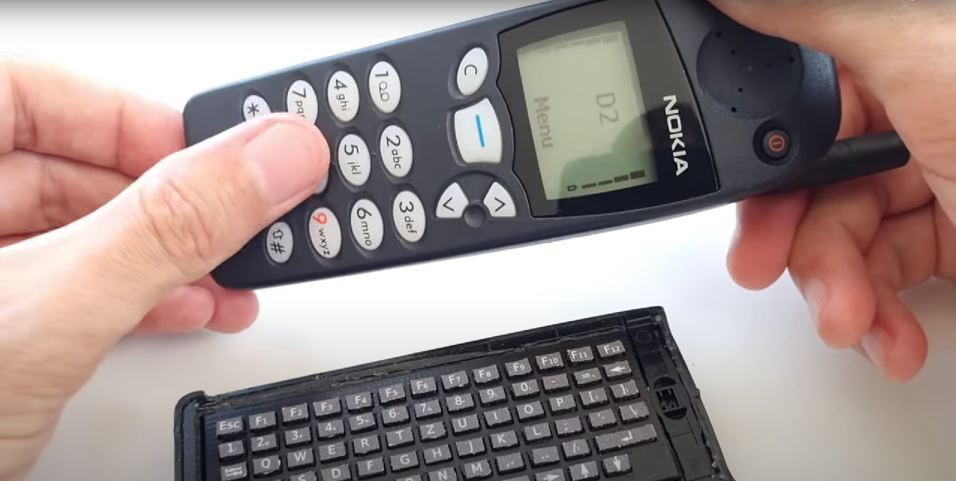 Teléfono Android en un Nokia 5110