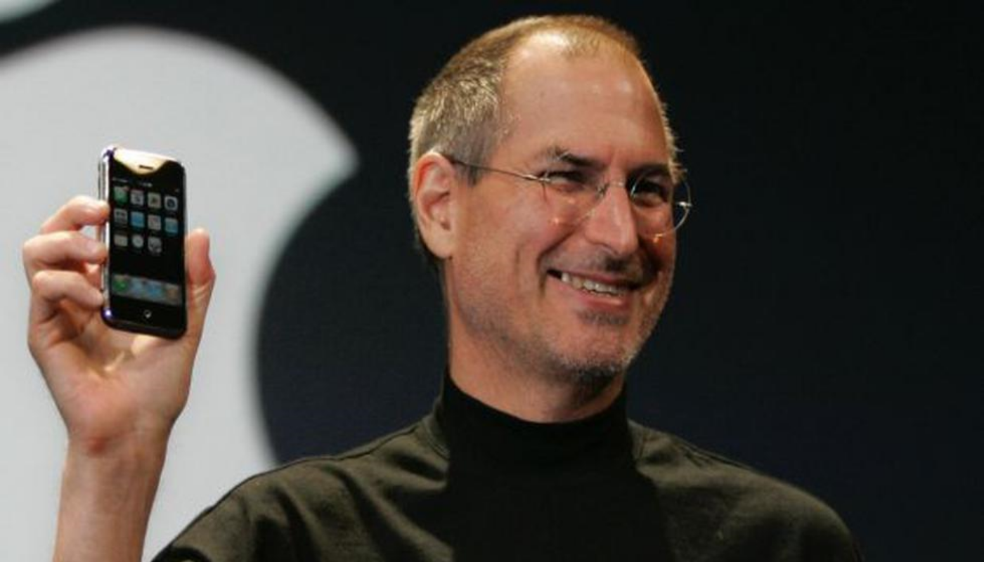 Apple anuncia su primer iPhone en 2007