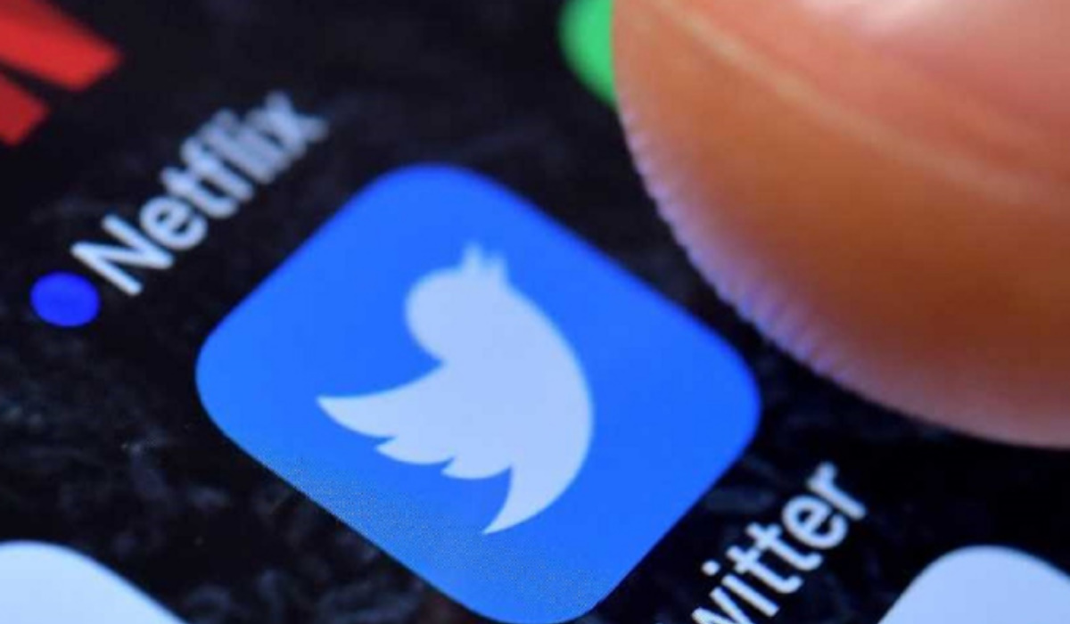 Etiqueta oficial en Twitter