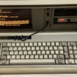 Desarrollan un cliente de ChatGPT para ejecutarlo en una PC con MSDOS
