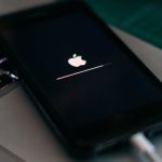 Apple cancela el lanzamiento de iOS 17.3