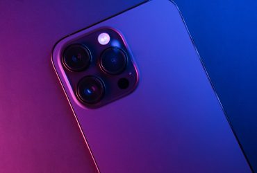 Apple permite descargar aplicaciones y tiendas de terceros en iPhones